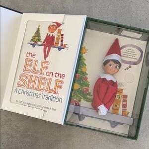 The Elf on the Shelf: A Christmas Tradition Book